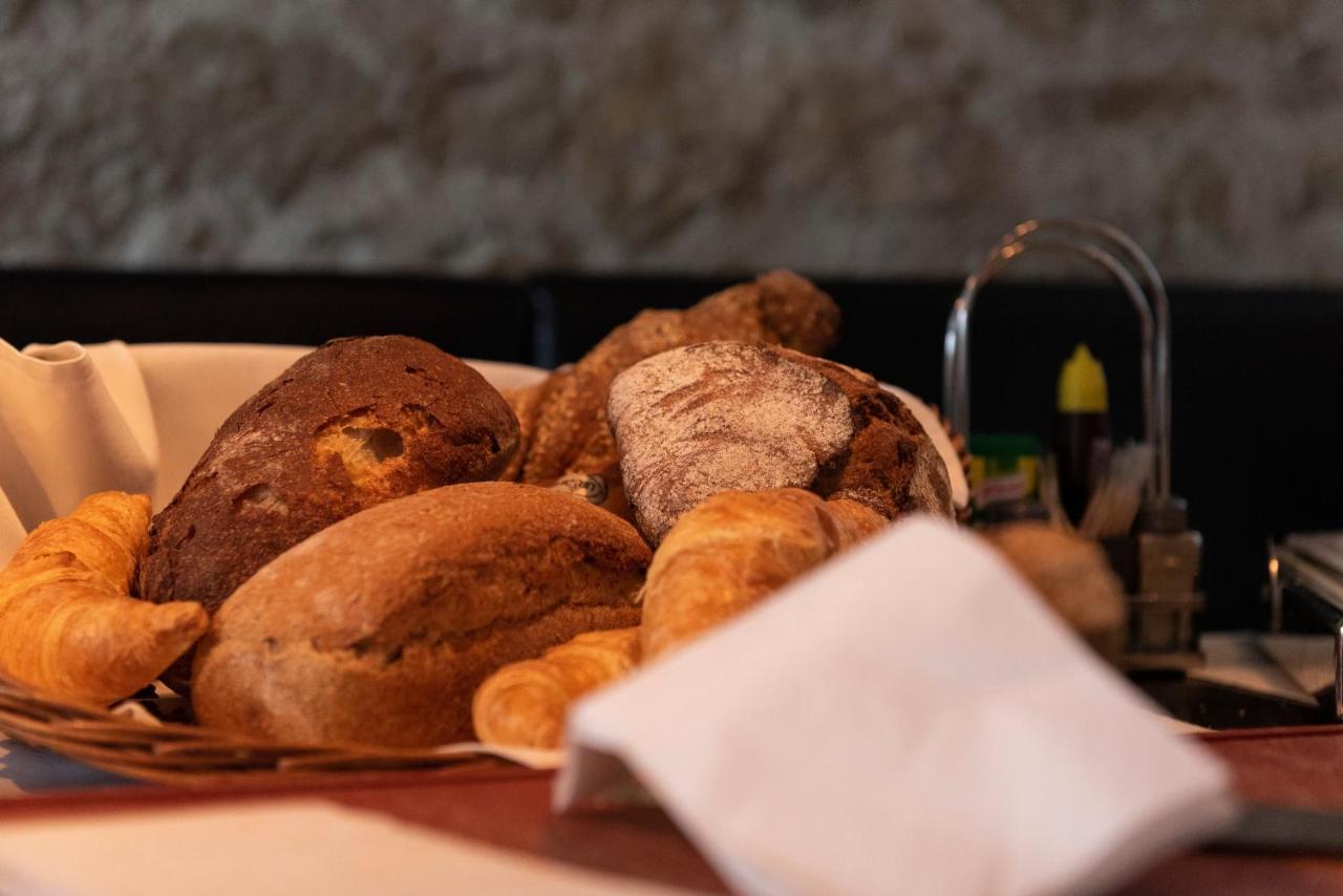 Gasthof Pizzeria Weingarten Bed & Breakfast 2*